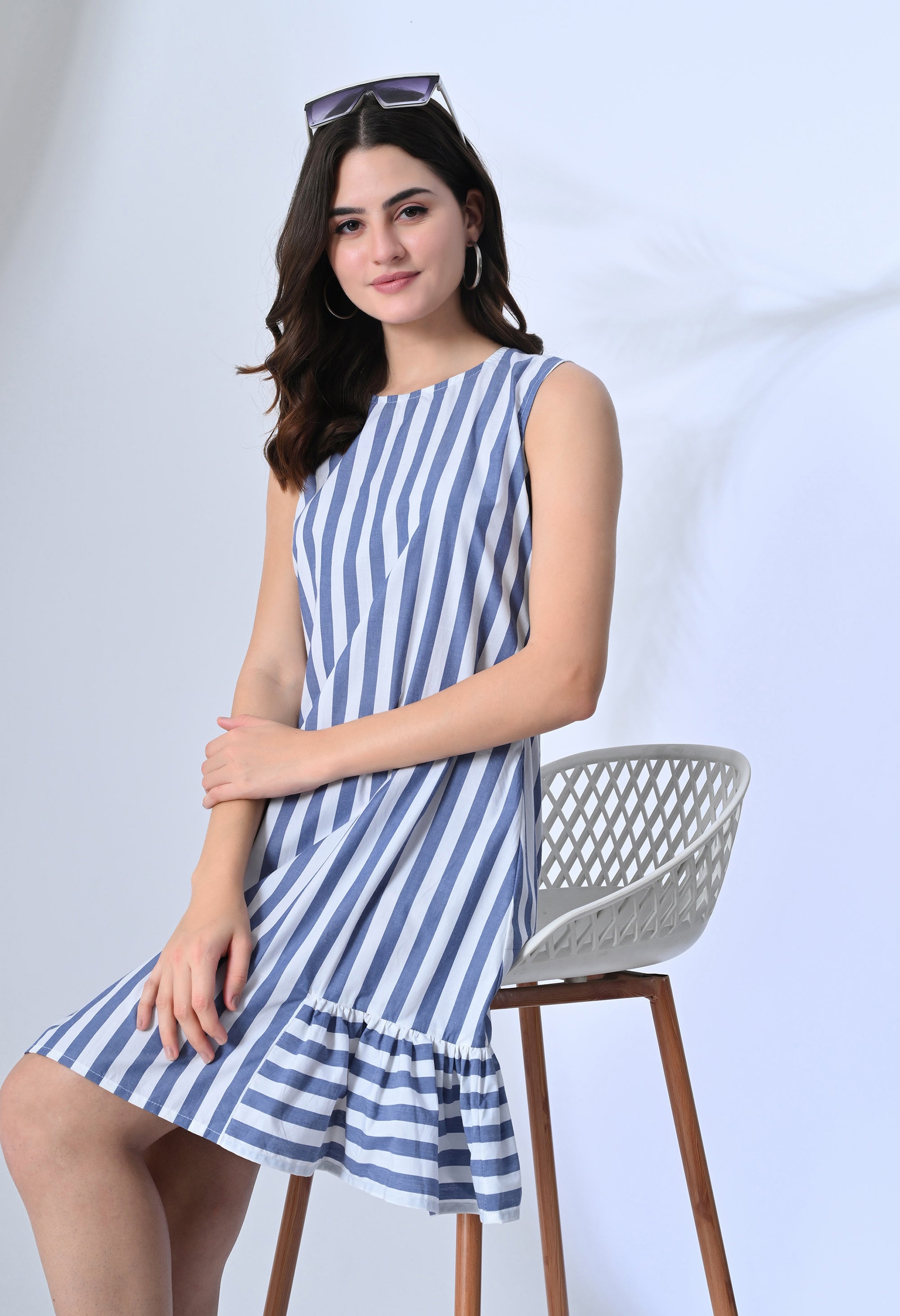 Elegant Blue Strap Print Dress