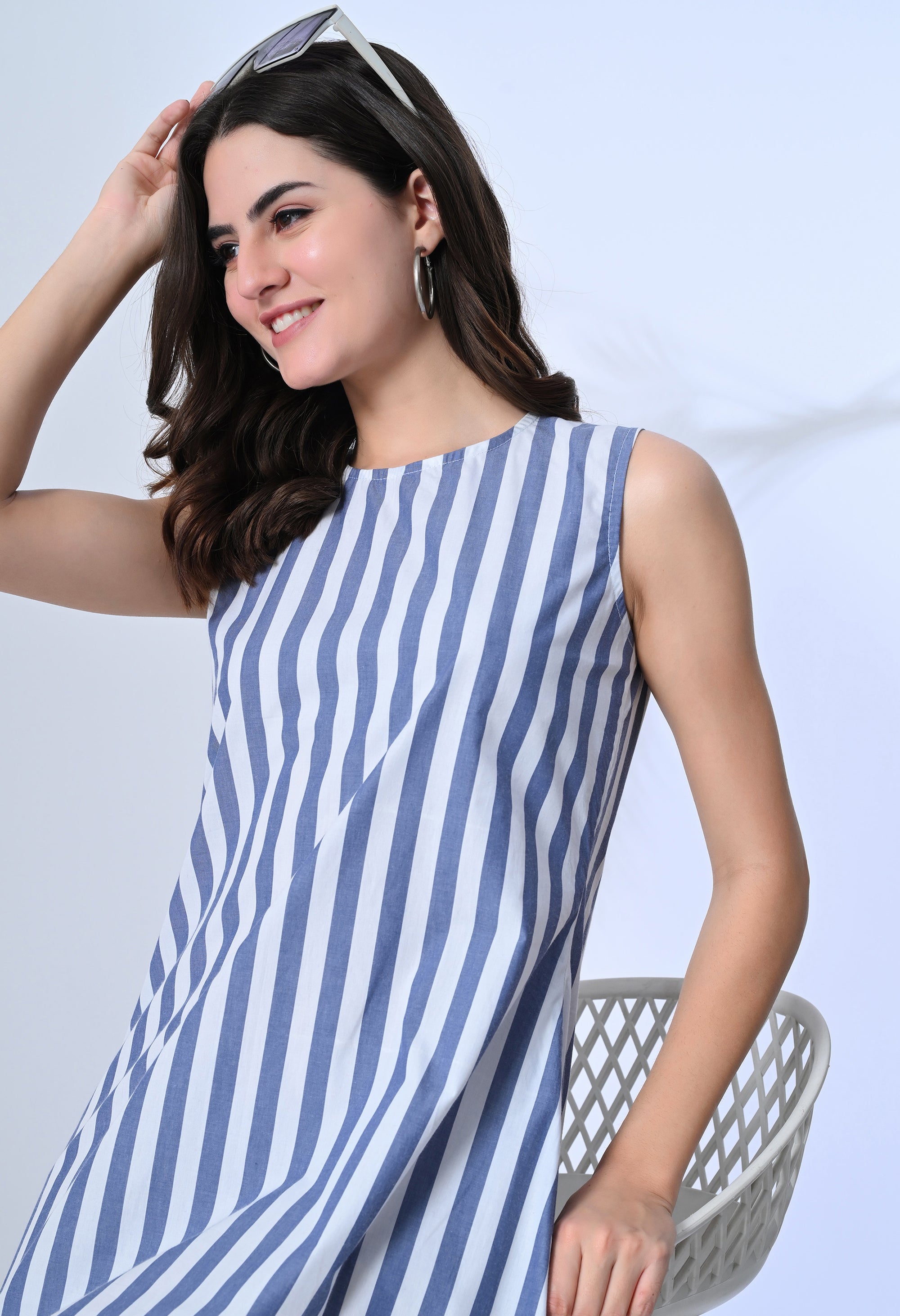 Elegant Blue Strap Print Dress